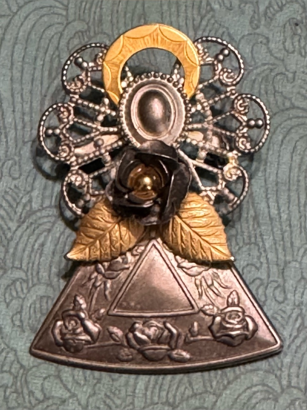 VINTAGE ANGEL BROOCH PIN